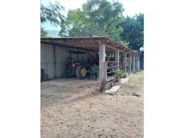 ESPLENDIDO RANCHO RINCON LIMON EN VILLA CORZO