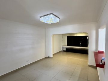 casa en venta en ciudadela 50. Cod V16875