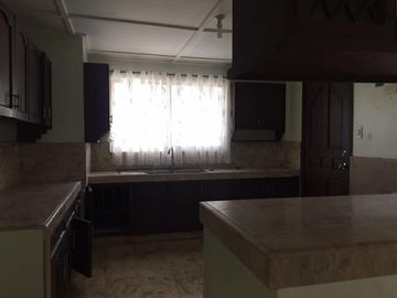 Spacious Three Bedroom House for Sale in Angeles City