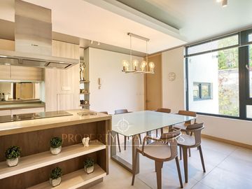 Moderno departamento con gran cocina en San Carlos de Apoquindo