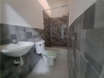 VENDO casa rentera ubicada en el sur, cdla. Los Esteros