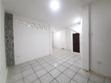 VENDO casa rentera ubicada en el sur, cdla. Los Esteros