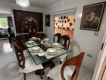 HERMOSA CASA EN VENTA EN CAÑAVERAL COUNTRY – ETAPA III | FLORIDABLANCA. Cod V15333