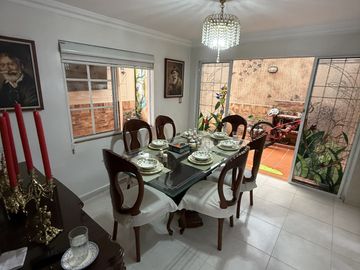HERMOSA CASA EN VENTA EN CAÑAVERAL COUNTRY – ETAPA III | FLORIDABLANCA. Cod V15333