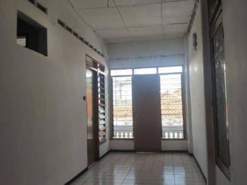 Ruko Raya Rungkut Kidul, Strategis