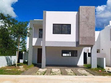 CASA EN VENTA MERIDA RESIDENCIAL TAMORA