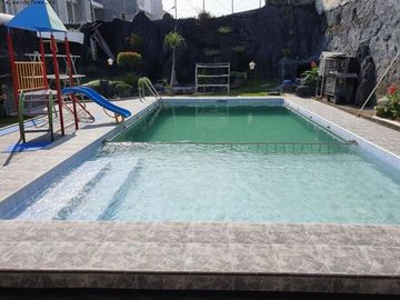 Rumah kupang Indah siap huni ( ada POOL) Strategis Row Jalan 3 mobil