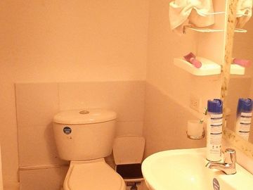 VENDO CASA EN QUINTAS DE MORELIA 3. CONJUNTO CERRADO.