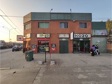 Venta Strip Center arrendado, en Avenida, Estación Central