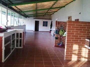 CASA HERMOSA Y AMPLIA EN OMITLAN DE JUAREZ, HIDALGO