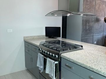 DEPARTAMENTO NUEVO CERCA A ZONA MILITAR Y  A 5  MIN DE CU.