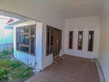 Rumah 2 Lantai Luas 127 di Tidar Estate kota Malang
