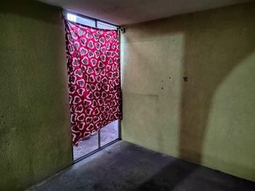 VENTA CASA TECAMAC COL FELIPE VILLANUEVA CERCA DE CENTRO TECAMAC