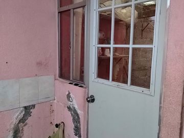 VENTA CASA TECAMAC COL FELIPE VILLANUEVA CERCA DE CENTRO TECAMAC