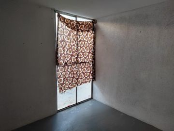 VENTA CASA TECAMAC COL FELIPE VILLANUEVA CERCA DE CENTRO TECAMAC
