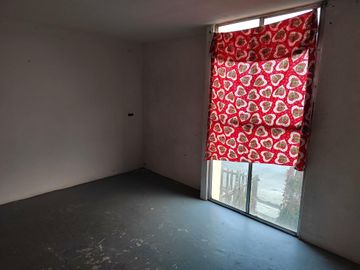 VENTA CASA TECAMAC COL FELIPE VILLANUEVA CERCA DE CENTRO TECAMAC