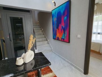 Dijual Rumah Springs Gading Serpong Cluster Heron Hadiah Mobil Listrik Smart home dg EV charging, Lift & Swimming Pool