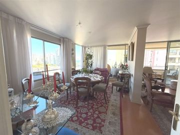 Departamento en venta de 3 dorm. en Viña del Mar