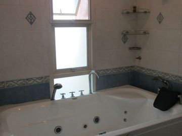 Condo for rent in Cebu City, Citylights Gardens 3-br, furnished