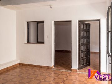 Avenida Obispo Romero-casa-venta-macrocentro