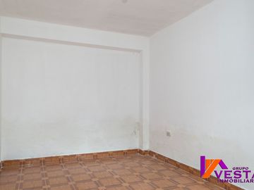 Avenida Obispo Romero-casa-venta-macrocentro