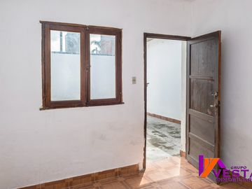 Avenida Obispo Romero-casa-venta-macrocentro