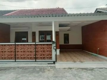 Rumah dekat kampus dalam perumahan Seturan
