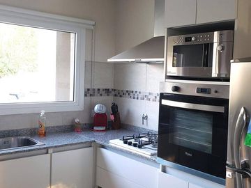 Casa en barrio privado 