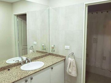 Casa en barrio privado 
