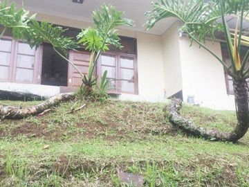 Sewa Villa Bukit Punclut Dekat Kuliner Punclut Bandung