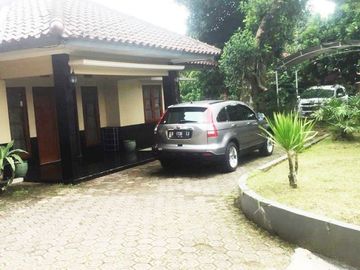 Sewa Villa Bukit Punclut Dekat Kuliner Punclut Bandung