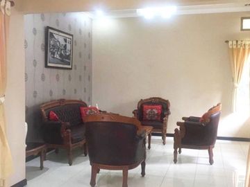 Sewa Villa Bukit Punclut Dekat Kuliner Punclut Bandung