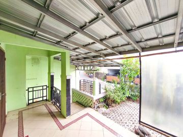 Rumah Luas 1 Lt 15 Menit ke Terminal Pondok Cabe Hadap Utara J-51879