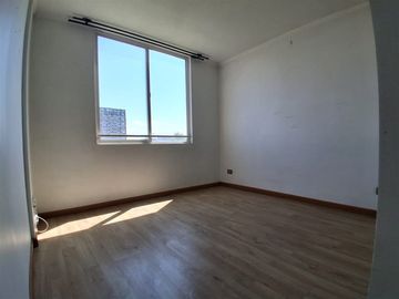 Departamento en venta de 3 dorm 1baño en La Cisterna