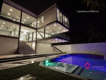 Casa en venta El Palomar zona sur Alberca Lujo