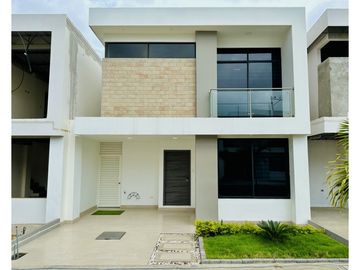CASAS EN CONDOMINIO NINA EN MANTA