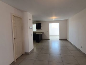Se vende casa en Urbi Quinta del Cedro, Tijuana, B.C.