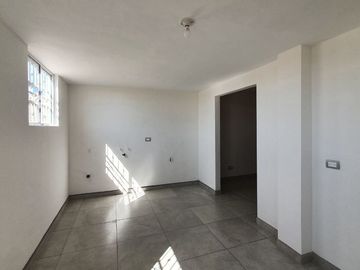 Se vende casa en Urbi Quinta del Cedro, Tijuana, B.C.