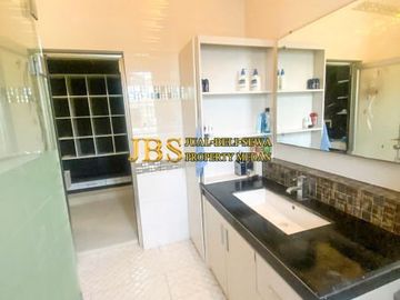 DIJUAL CEPAT! Villa Siap huni Full Furnish