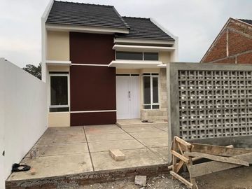 RUMAH STRATEGIS DEKAT EXIT TOL ASRIKATON PAKIS & BANDARA