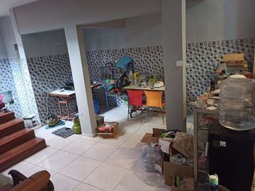 Dijual Rumah Usaha Di Griya Babatan Mukti, Wiyung KL
