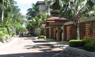 2 Bedroom Unit with Seaview for Rent in Mactan