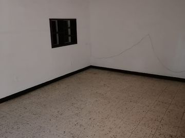 casa en venta en barrio el paramo. Cod V1817