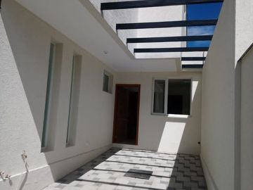 Casa por estrenar de venta en Cumbaya