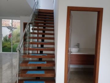 Casa por estrenar de venta en Cumbaya