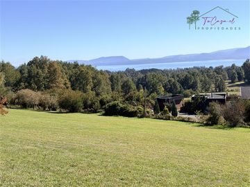 Parcela vista al lago en venta en Pucón - Alto Los Riscos