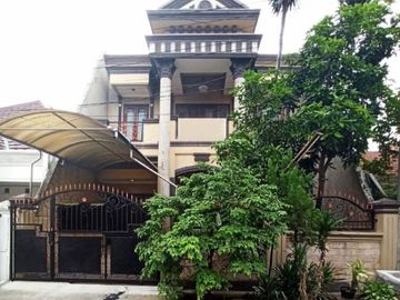 Rumah Sutorejo Selatan Semi furnish