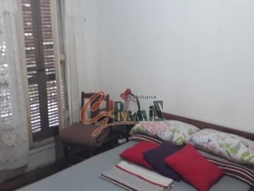 Casa En Planta Alta En Venta 140m2 Totales, Castelar