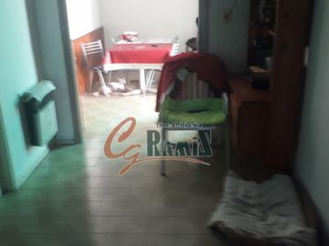 Casa En Planta Alta En Venta 140m2 Totales, Castelar