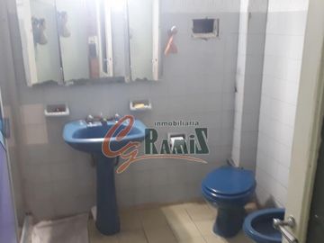 Casa En Planta Alta En Venta 140m2 Totales, Castelar